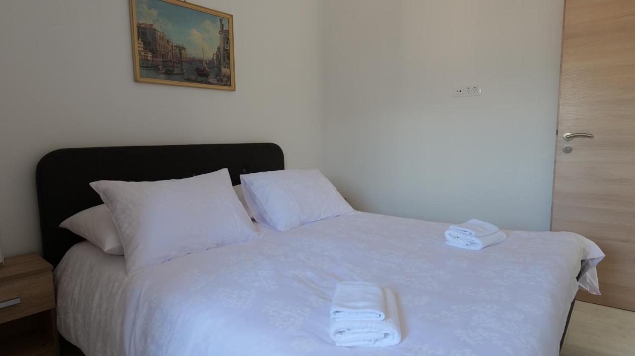 Apartmani Miki Сплит Екстериор снимка